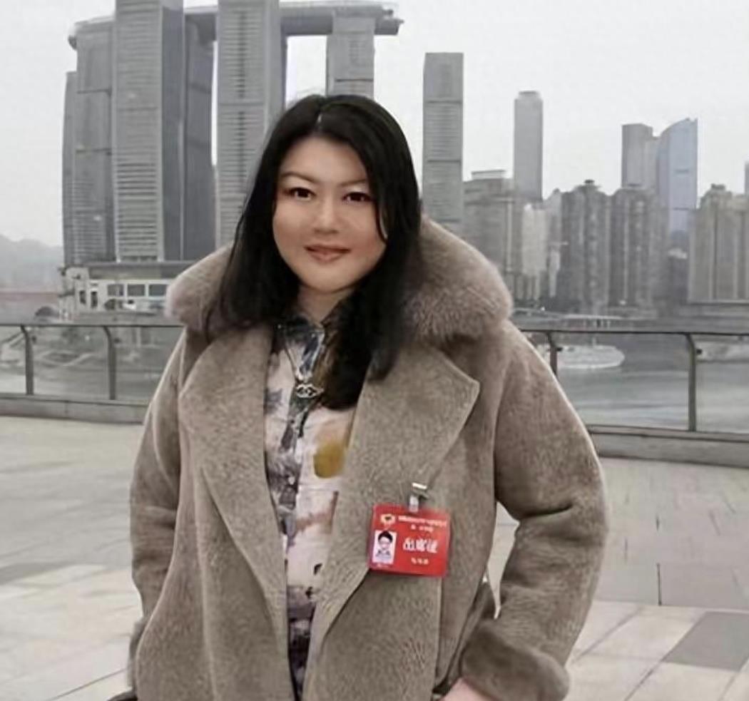 都是向华强的基因，丁佩的女儿和陈岚的儿子，差别真的好大