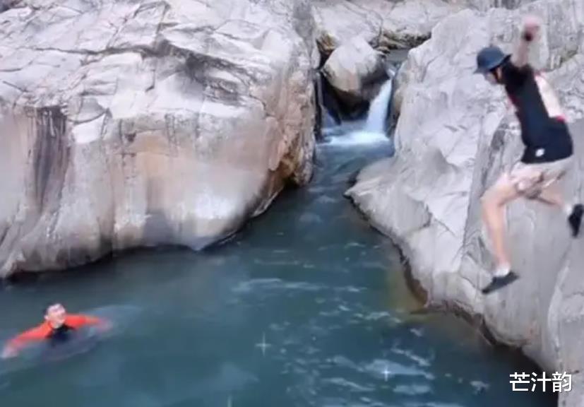 非诚勿扰|王彦霖录综艺遭嘲用力过猛，艾佳妮发声维护老公，小细节透露人品