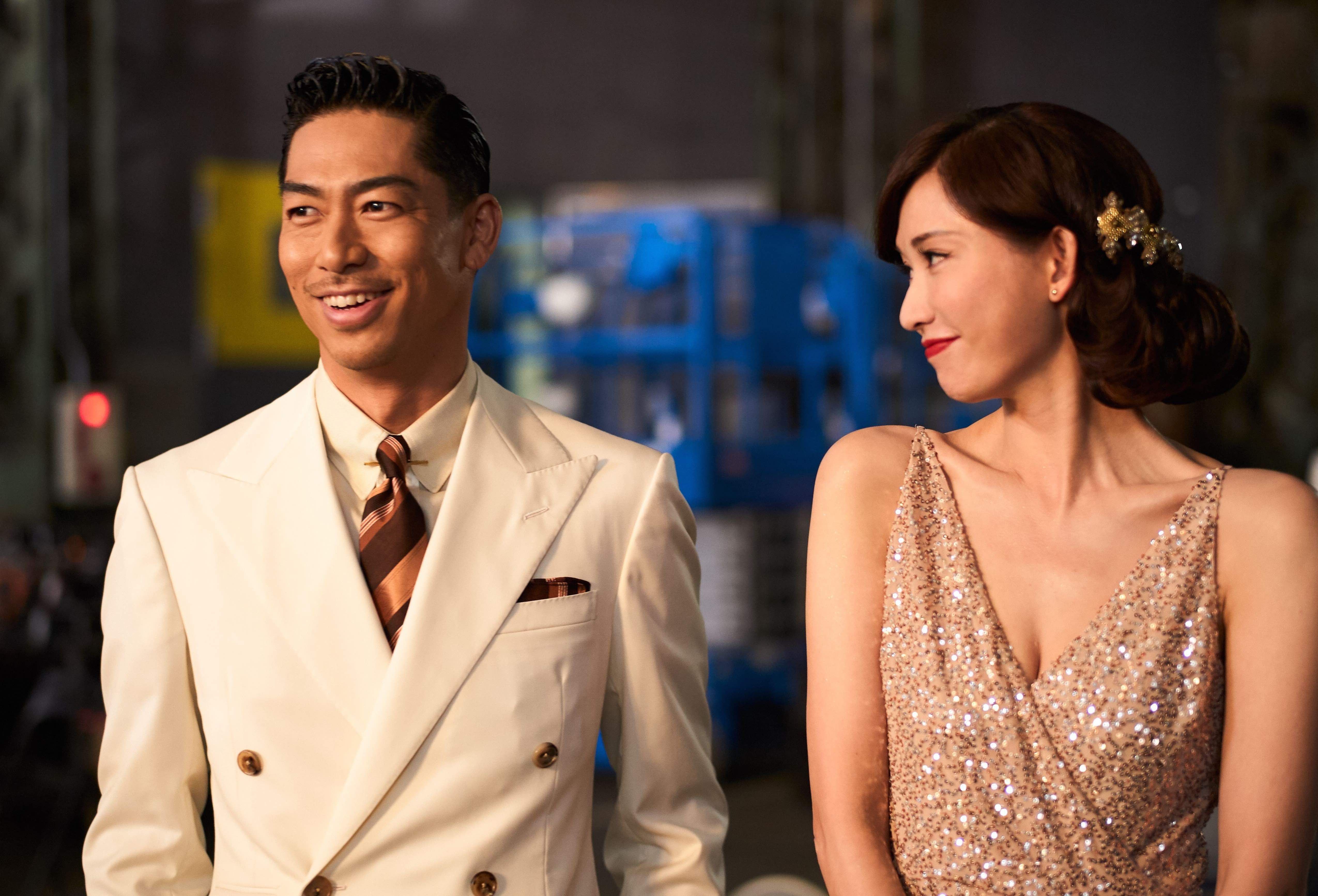 林志玲在日本被偶遇,肤色暗淡浑身肥膘,拎数万包对老公很卑微