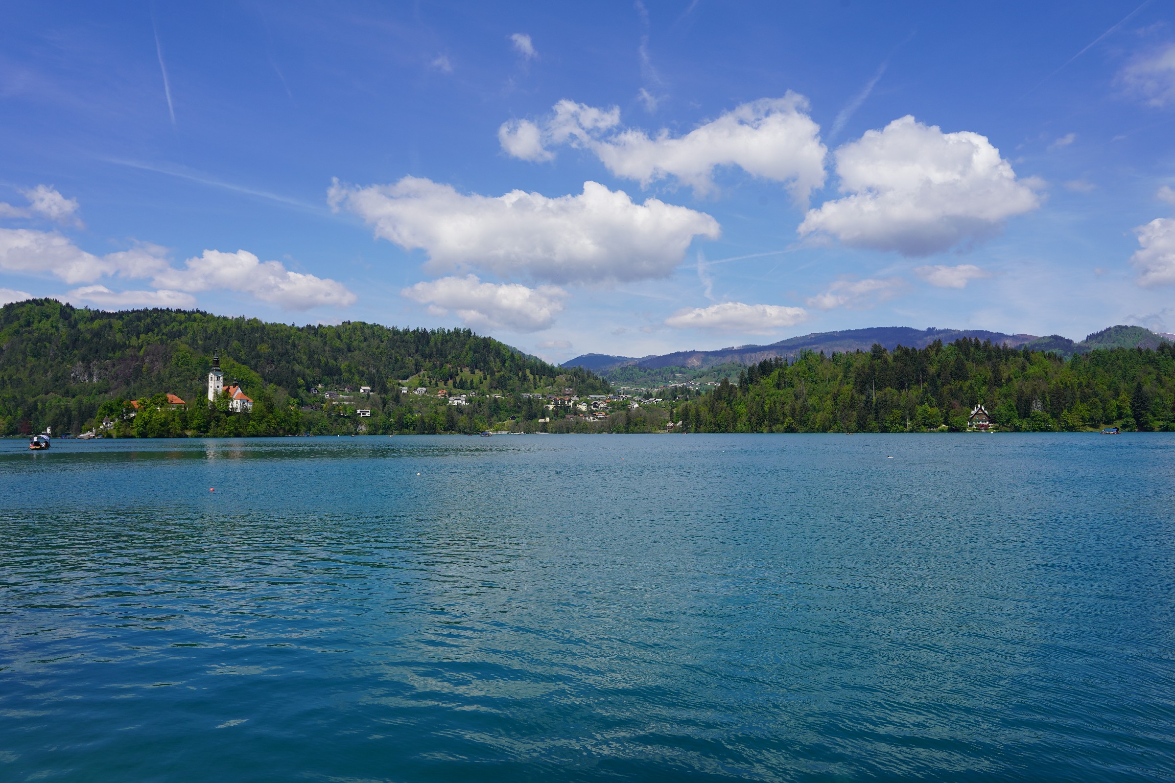 教堂|看到了世界上最美的湖，不在瑞士，在斯洛文尼亚