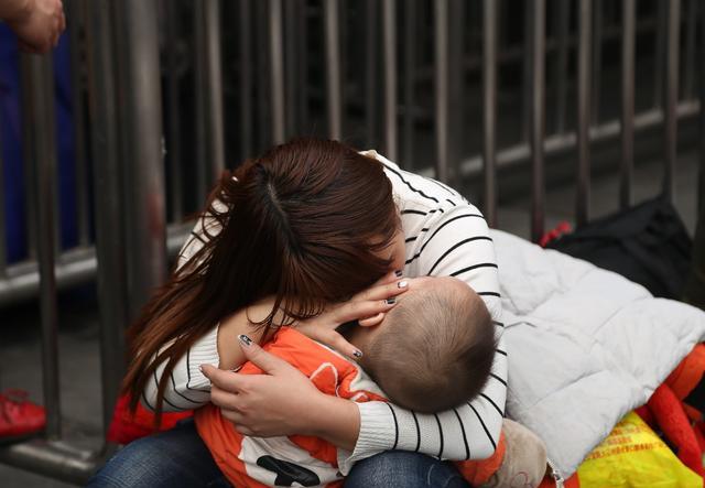 李玫瑾|做合格女人太难了吧？李玫瑾提出“城市留守儿童”，直指职场母亲