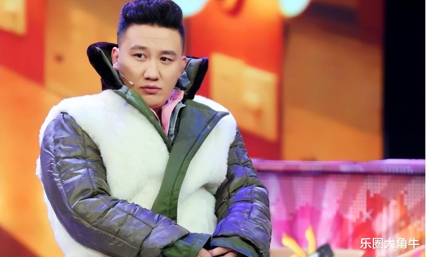 赵本山徒弟胖丫刑满释放？杨树林带女儿苦等爱妻，终盼到一家团聚