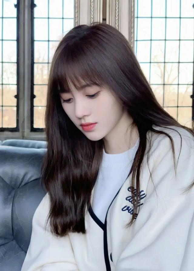 鞠婧祎新造型又“换头”？这次真的差点认不出