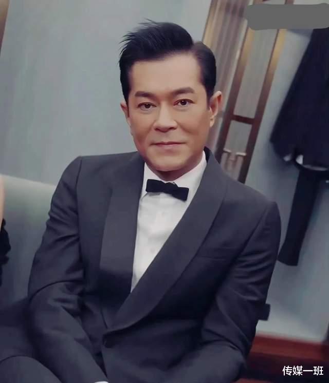 吕良伟|3位男星被质疑医美过度：吕良伟古天乐吴刚，双眼皮浮夸皱纹抢镜