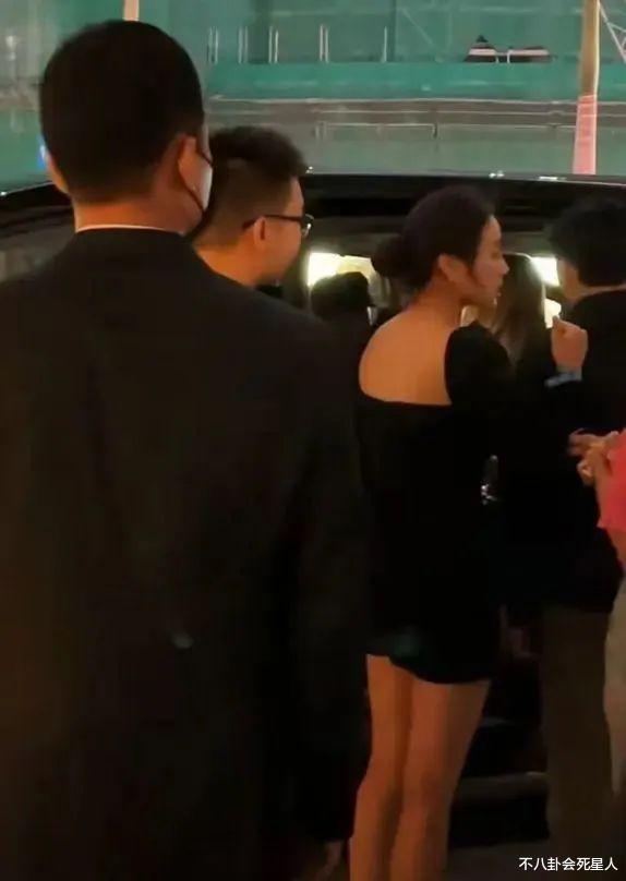 赌王|看了赌王四房小女儿的近照,才知道金钱换不来“贵气”