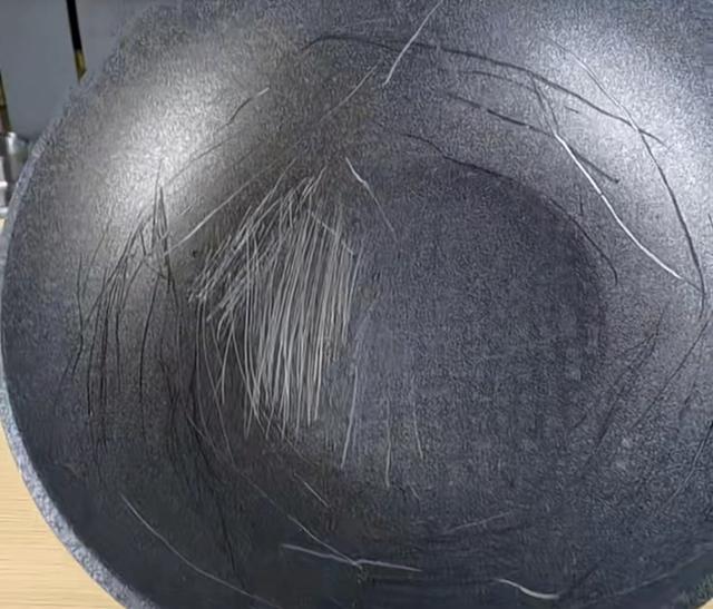 智商税|看中珐琅锅的“颜值”后,我交了智商税