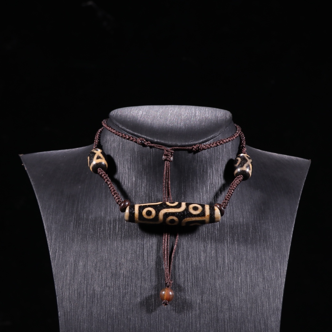 天珠|藏传 :爆老 九眼老天珠 项链