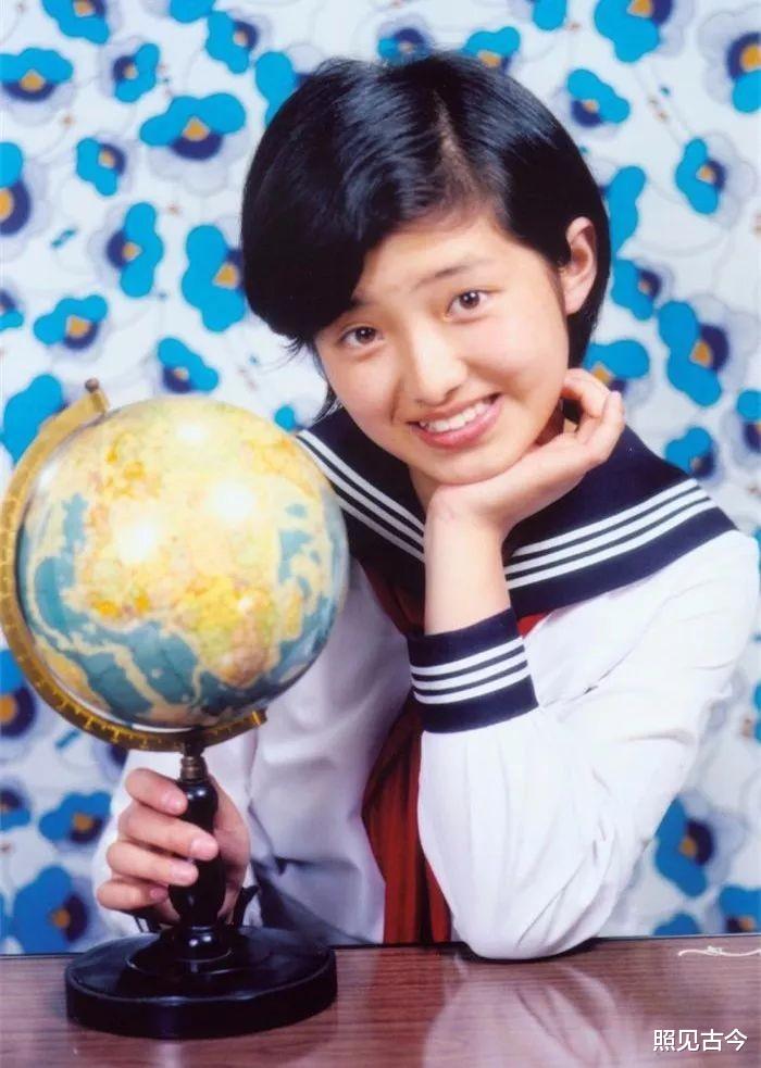 三浦友和：发型50年不变帅了一辈子，可惜俩儿子没能延续好基因