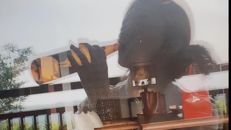 众星过七夕！陈妍希收到两只鹦鹉，赵丽颖一个人独坐阳台孤单喝酒