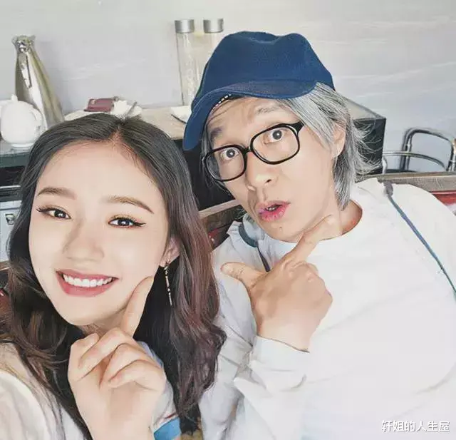 周星驰|周星驰与林允分道扬镳！结束多年默契合作，视其为女儿宠爱有加