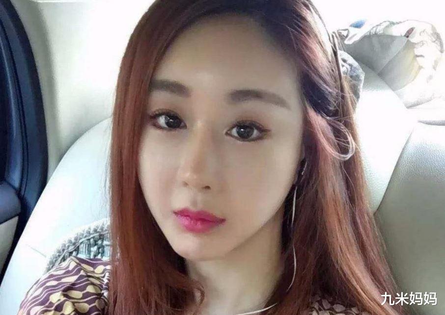 咸素媛称自己女儿有妹妹了，网友表示：只关心她和陈华到底离婚没