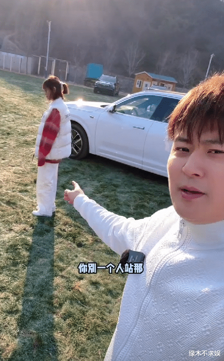 跳伞|痞幼疑分手!男方1月前才秀恩爱,却被扒与痞妈更多暧昧细节!