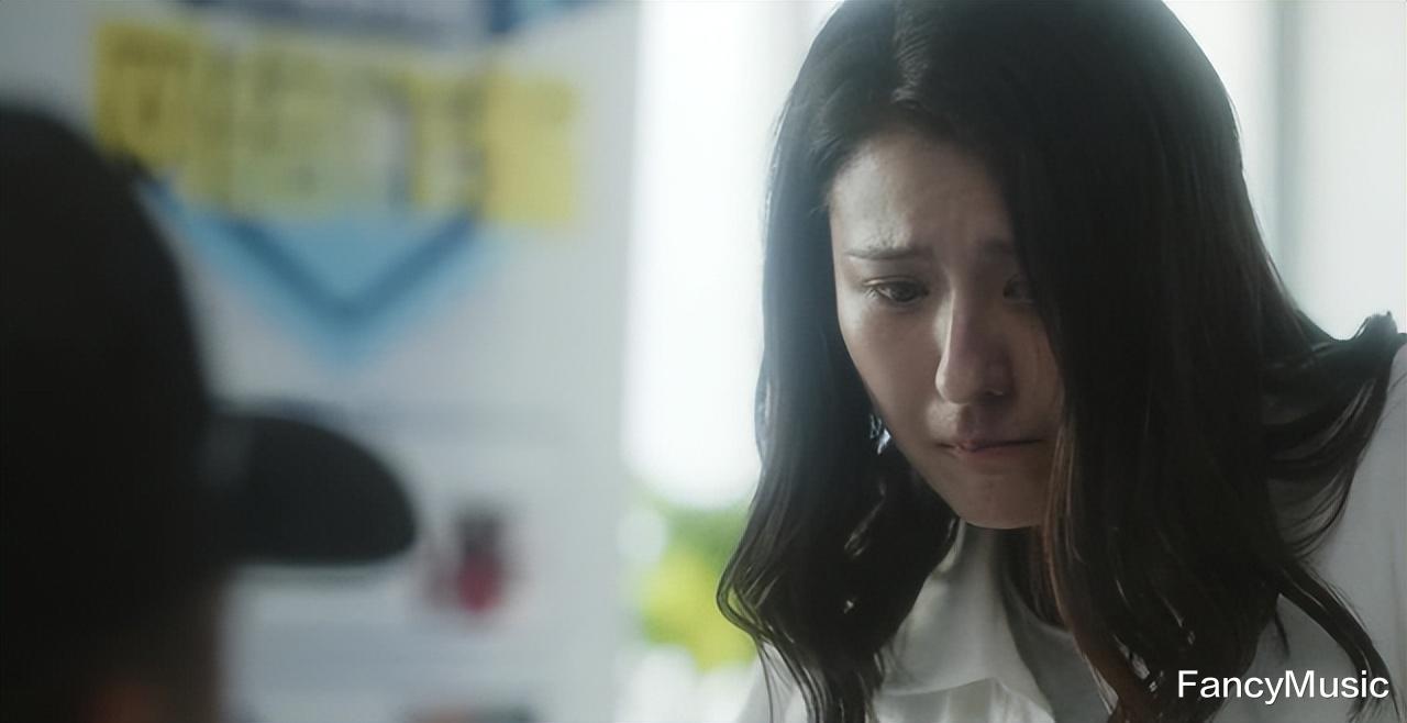 收视率破1,热依扎新剧开播引发热议,律政剧要有天花板了!