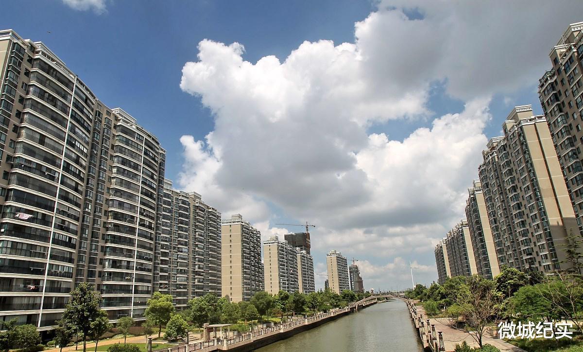 房地产及其相关行业会逐步淡出市场,数千万人面临重新找工作?