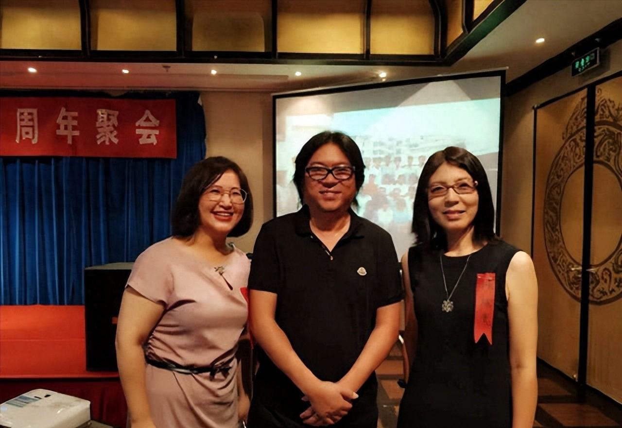 高晓松近况,网友:大紧,你漂亮前妻和别人生了二胎,你怎么看?