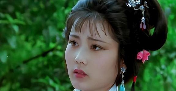 因长相太美无人敢娶,父亲为她终身不找,她的魅力到底有多大?