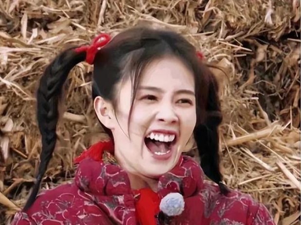 虎牙|半个娱乐圈都做牙，假牙成了潮流，“丑”的千奇百怪一笑就露馅