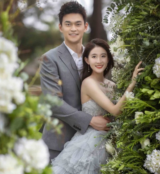 体操女神官宣结婚,曾因挺胸照走红,拒绝进娱乐圈,27岁清纯甜美