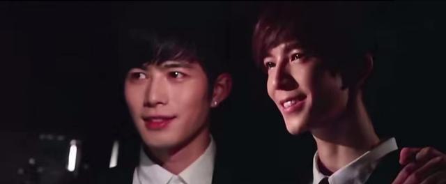 《云之羽》后劲还没过,我意外发现郭敬明和陈学冬过往的蛛丝马迹