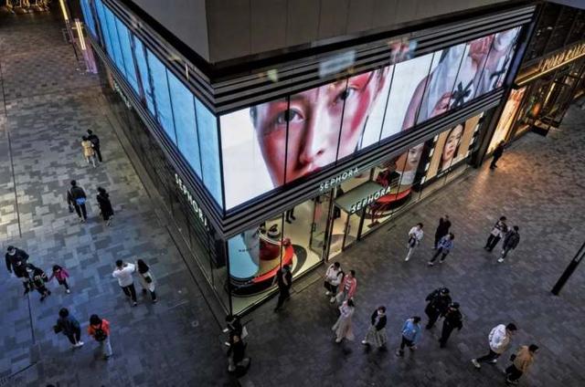 敬告“眉笔刺客”：我眉非韭菜，可画不可割