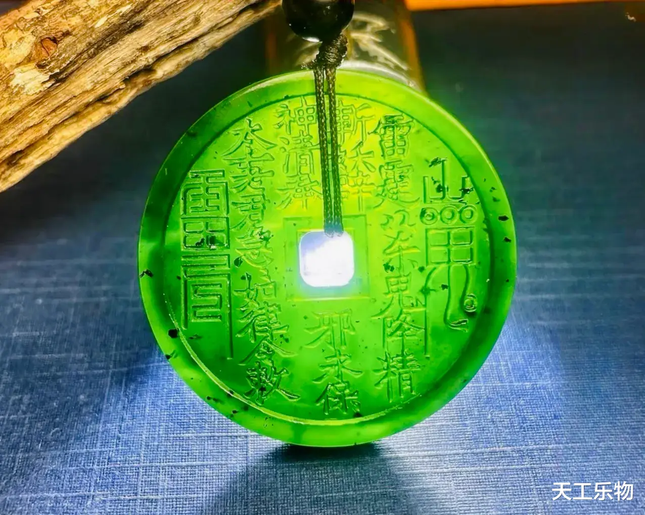 越来越买不起的翡翠和田玉!有没有物美价廉的平价玉石?