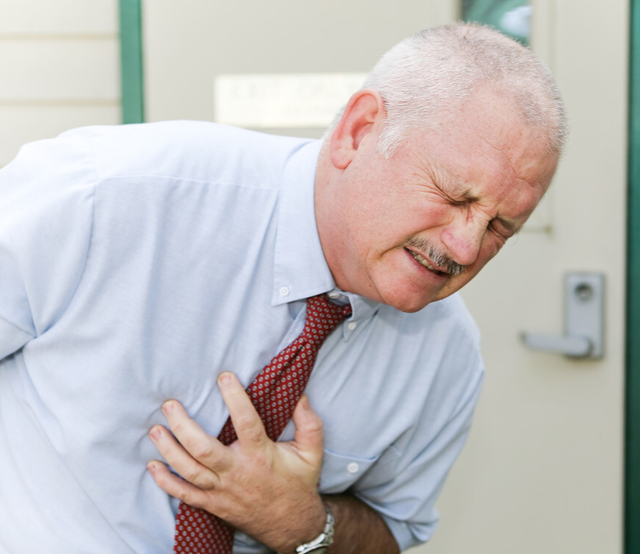 医生|每天吃维生素,竟吃出肝衰竭?医生劝告:这2种维生素别乱吃