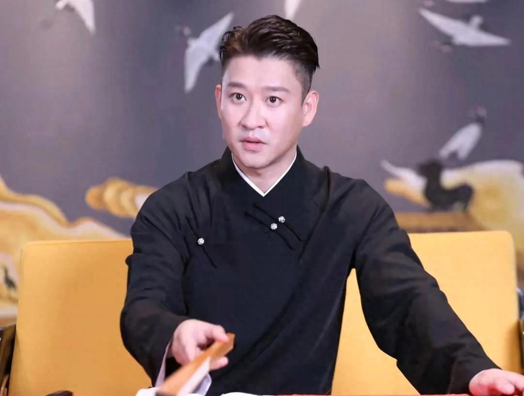 德云社郑好直播间放言我起诉李铮这事谁讲情我骂谁