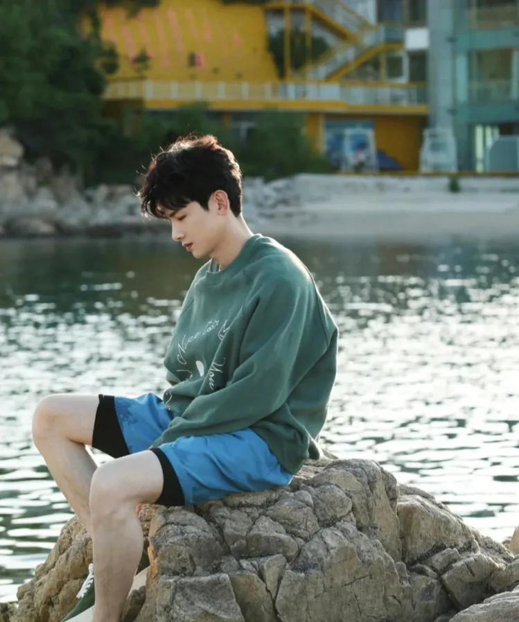 樊亦敏|果然,白敬亭藏不住了...