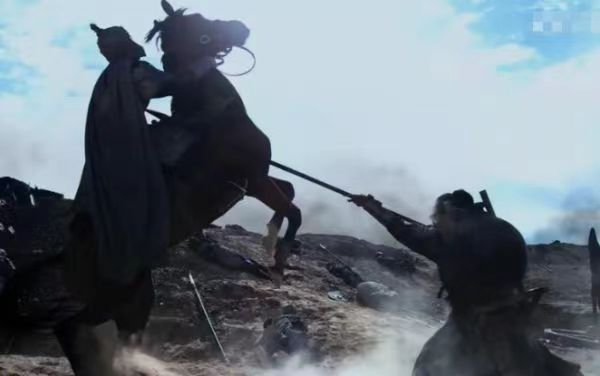 《一念关山》首播收视爆表,刘诗诗演技受争议,频繁用替身露馅,假吃端着板脸装