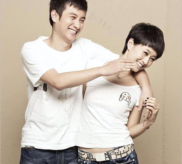 39岁文章最新照片被曝光!脸发腮严重,眼神木讷无神,状态不佳!