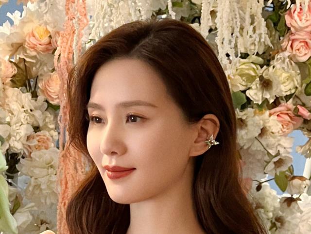 杨幂|《狐妖小红娘》系列女主对比,85花难敌95花,杨幂得靠龚俊逆转