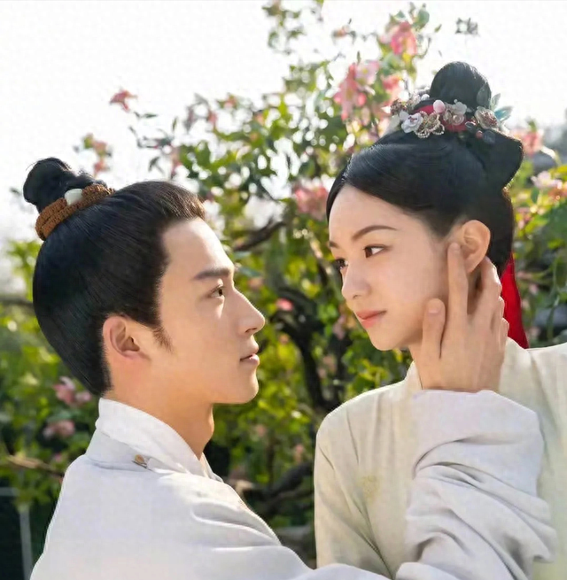 读《为有暗香来》原著，带您了解爱恨纠缠的人物关系