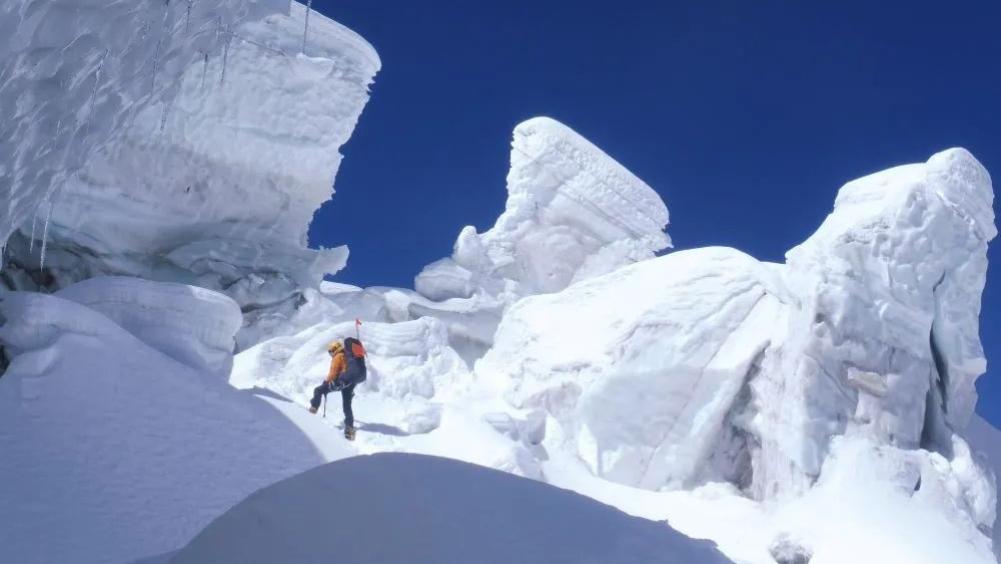 莲都|初心不老，三位六旬登山者开辟7318米Kabru南峰新路线