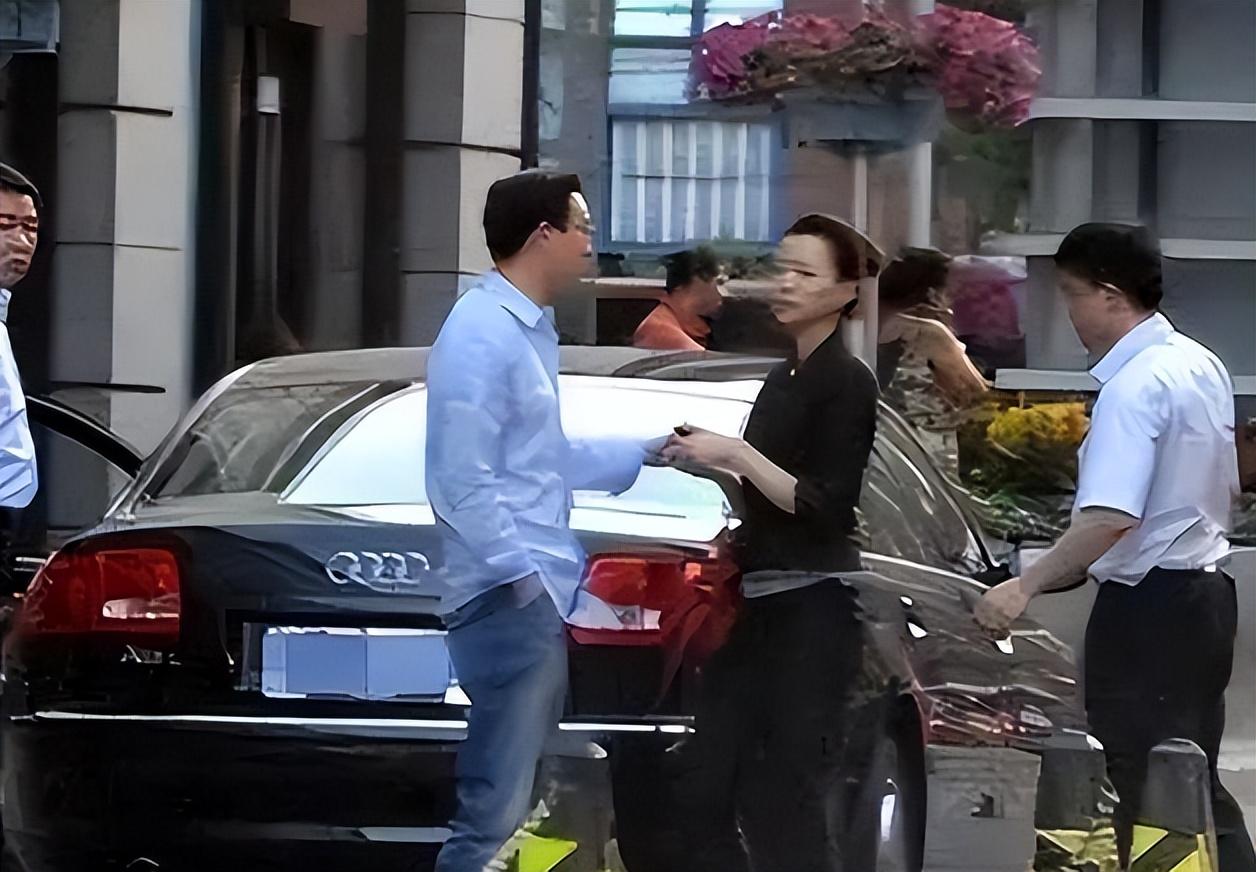 有一种“反噬”叫董卿与密春雷,结婚10年后,善恶报应都应验了