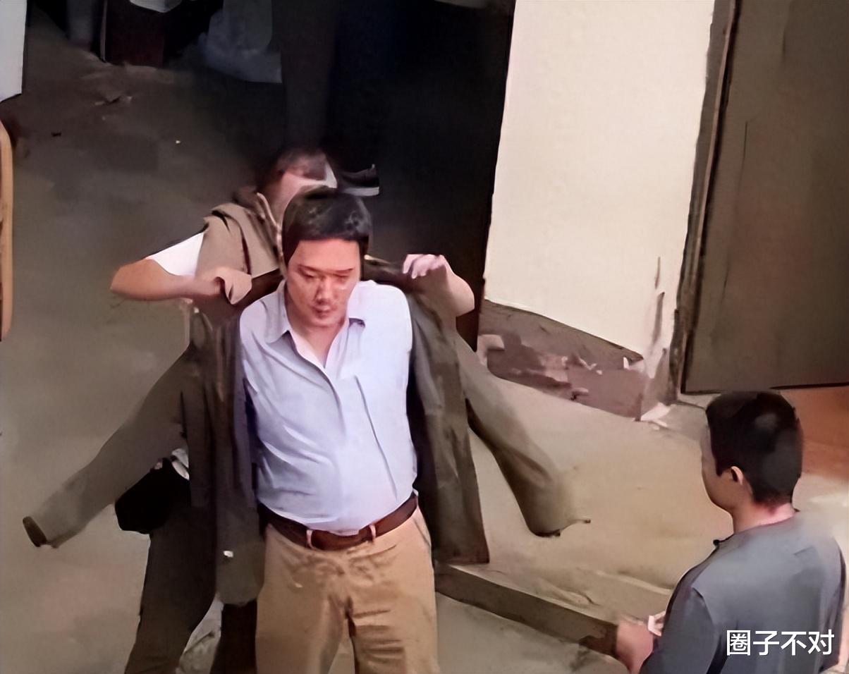 身材“配不上”脸的7位男星，看脸俊朗帅气，身材却是一言难尽