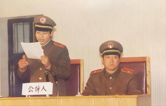 刘三姐|“刘三姐”程春莲:用身体交易103次,敛财76万,37岁被执行枪决