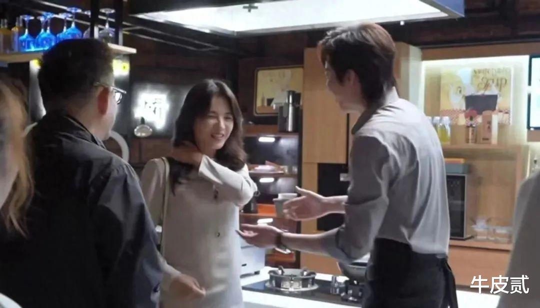 三年还清四个亿，表面一套背地里一套？演员刘涛私生活多靡乱？