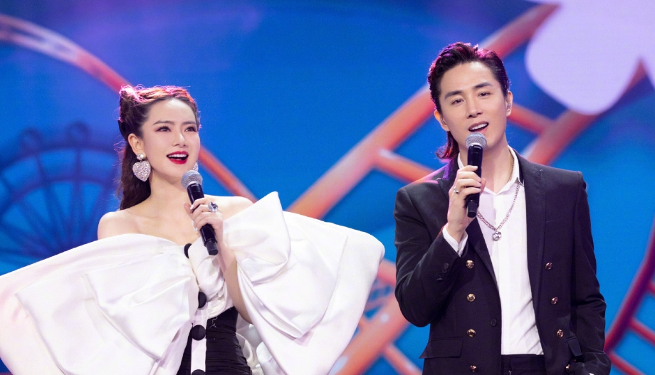 戚薇的瓜，有点大...