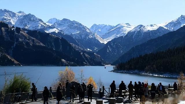 切糕|没生意还全国乱窜，遭大众抵制的“新疆切糕”，究竟有啥猫腻