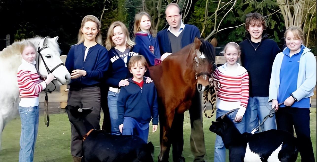 默克尔的铁闺蜜,欧盟首位“女掌门”,冯德莱恩有多不简单?