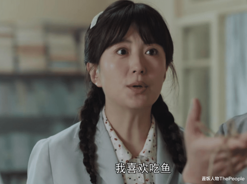 |别以为扎麻花辫、双马尾就是少女了，这8位女星扮嫩，个个辣眼睛