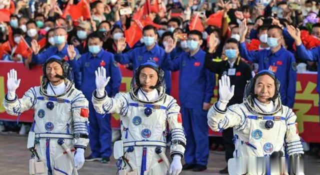 航天员桂海潮之妻刘冰玉：就冲她这个“段位”，谁娶回家都旺夫