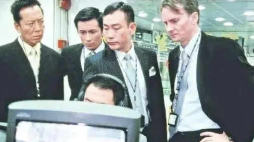 58岁TVB“御用阿sir”河国荣离世，竟因爱犬欠下80万巨债绝望烧炭