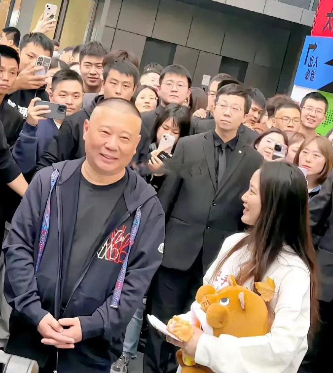 郭德纲现身快手总部,在平台选择上,他犯了三个明显错误