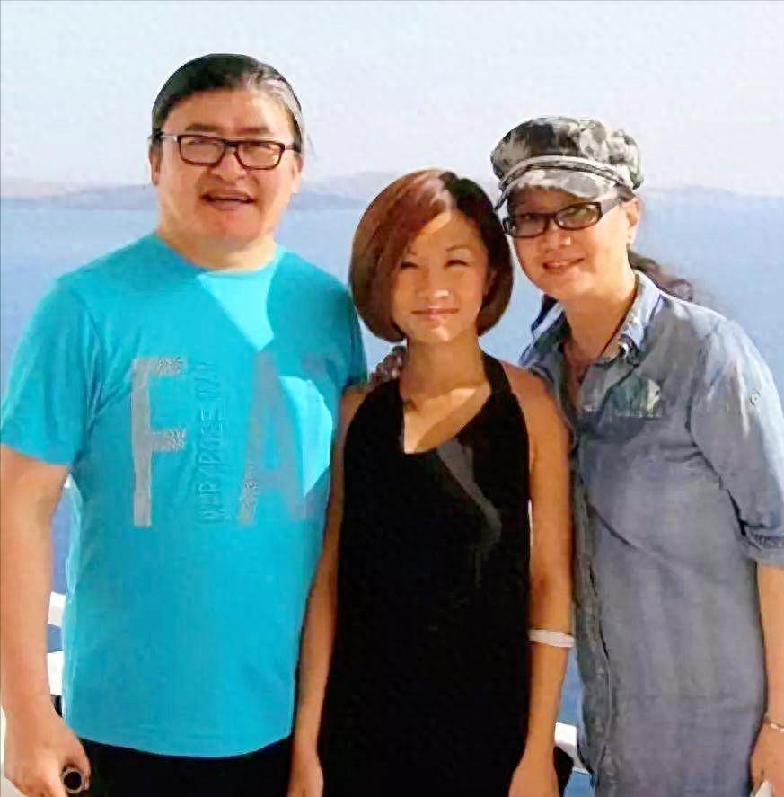 刘欢：父母都已去世，他独自忍受病痛折磨，担心大龄女儿的婚事