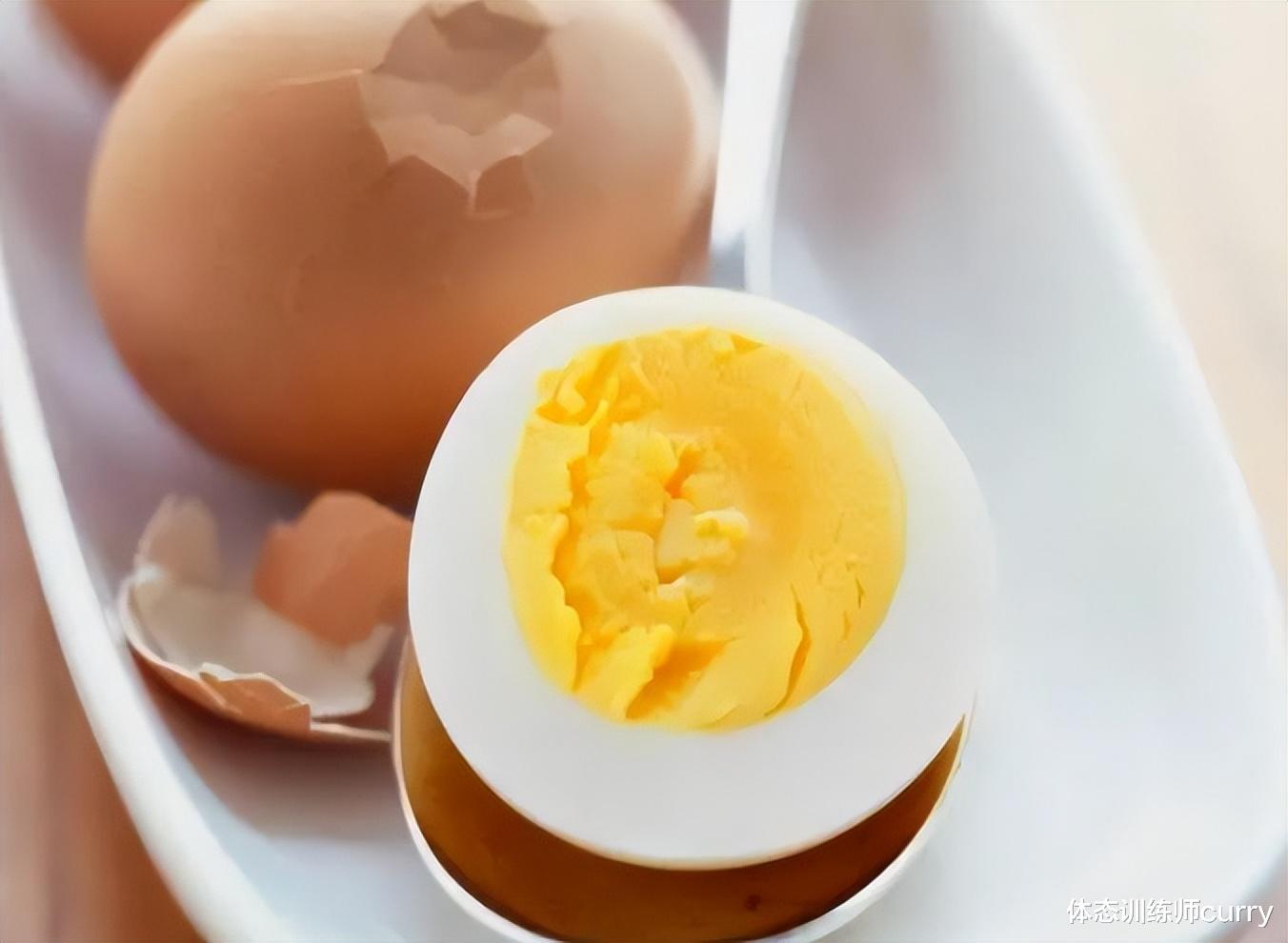 后遗症|早晨吃一个水煮鸡蛋，一段时间后会怎样？建议：肝不好的人来看看