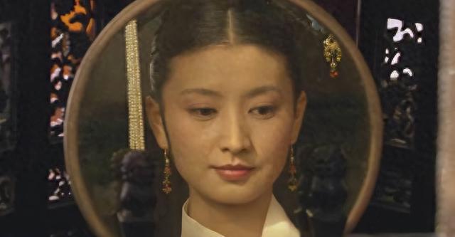 古装剧有多糊弄人？黄头发、吃西餐、鸭脖当灵石，还能拍出经典么