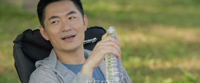 爱情而已|《爱情而已》无狗血巨踏实,剧本本身就印证了“聪明人做笨事”