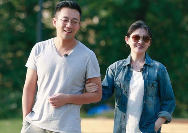 韩媒曝大S病重,卧床不起面色蜡黄,汪小菲赴台凌晨发文:照顾她