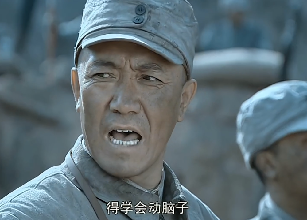侮辱田雨,逼李云龙自尽,《亮剑》最大的反派,导演早就暗示过 - 娱乐